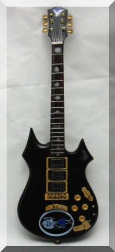 グレイトフルデッド　ジェリーガルシアフィギュア　1997 Amazon.co.jp: JERRY GARCIA ジェリー·ガルシアのミニチュア